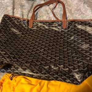 Goyard tote bag